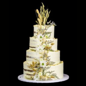Szalmadíszes esküvői emeletes torta
