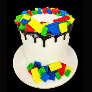 lego csokilefolyásos torta