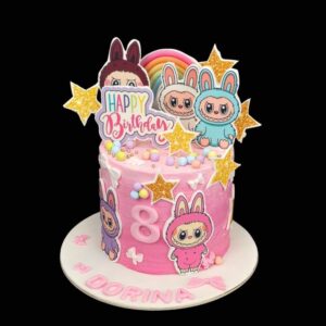 rózsaszín labubu torta 2d beszúrókkal