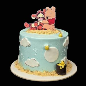 Micimackó torta tigrissel méhecskével