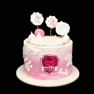 fehér habcsókos torta tappancsokkal